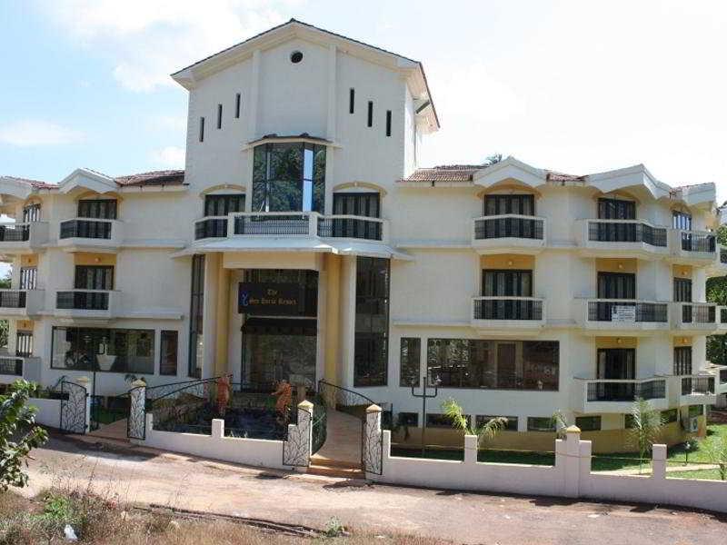 The Sea Horse Resort Baga Exterior foto